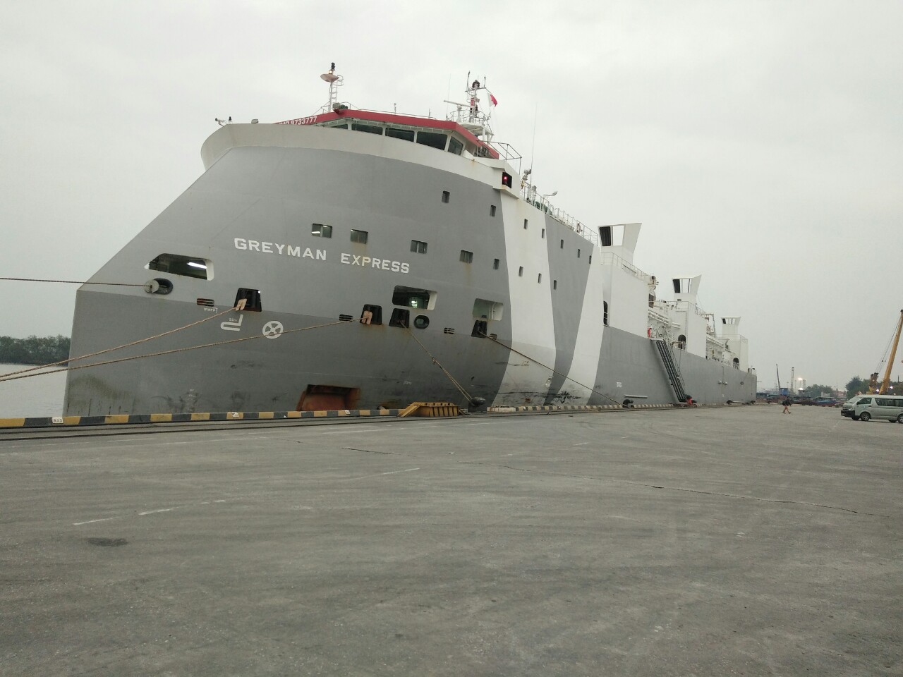 GRAYMAN EXPRESS Boats in Chua Ve port