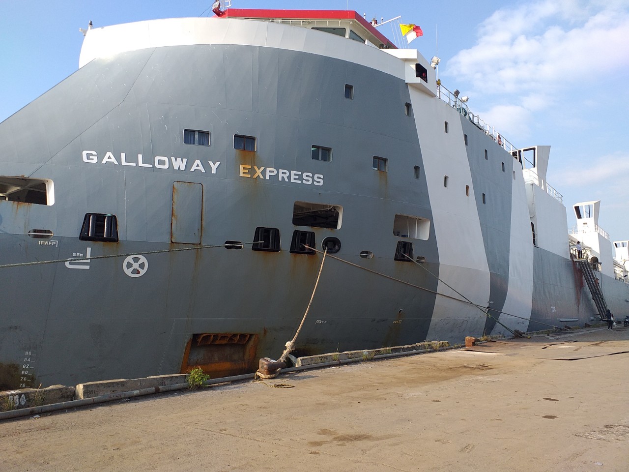 Tầu Bò Úc GALLOWAY EXPRESS cảng Cá HP