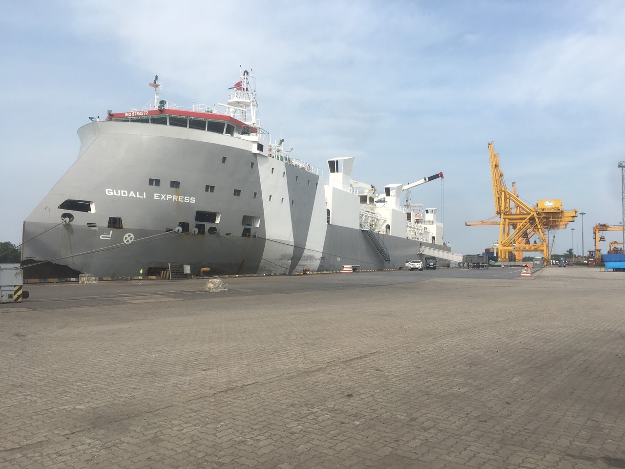 Tàu Bò + Trâu GUDALI EXPRESS cảng Chùa Vẽ - HP