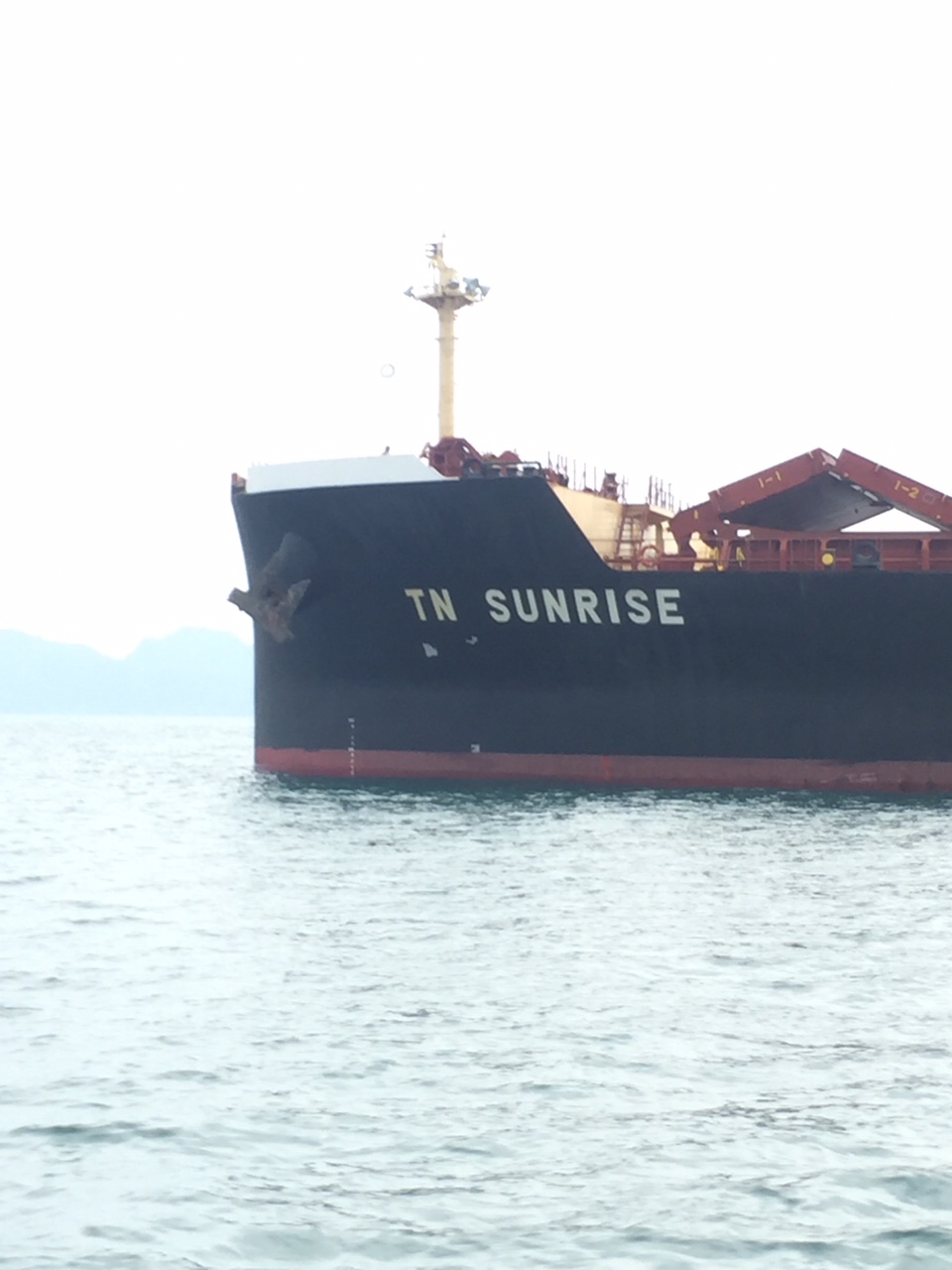 Tầu TN Sunrise ngô cảng Cái Lân