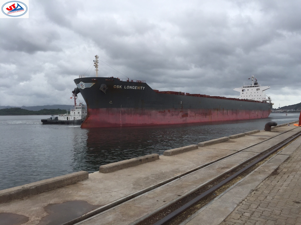 Tàu CSK LONGEVITY hàng ngô cảng Cái Lân